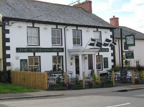 The Trevelyan Arms Penzance Exterior photo